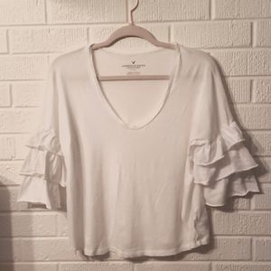 Tshirt with ruffle sleeves